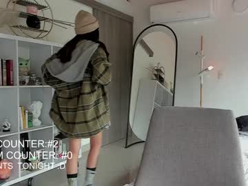girl
        lonelly_lolly98 cam image #1797992