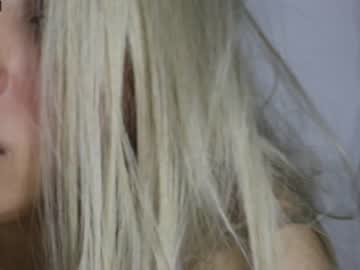 girl
        wendy_daniela cam image #1506701