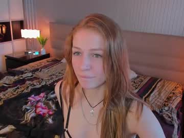 couple
        amont69 cam image #1419159