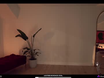 girl
        provocatrixx cam image #3384136