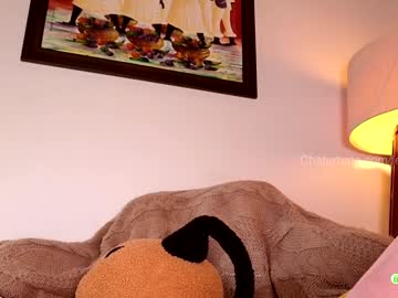 girl
        feeldesired cam image #3407460