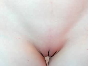 girl
        _witch__ cam image #960045