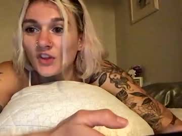 girl Webcam Girls Sex Thressome And Foursome with sluttyyscarlett