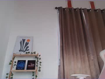 girl
        sofia_sakura cam image #1110978