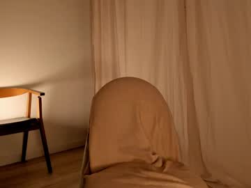 girl
        hee_jeen cam image #4172606