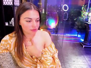 girl
        alma_pearl cam image #1451794