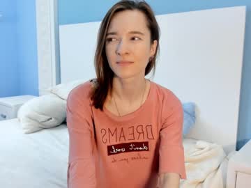 girl
        annisfootman cam image #2825227