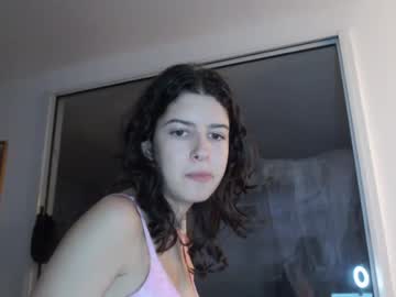 girl
        frenchava cam image #1463810