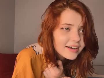 girl
        alie_smith cam image #1209616