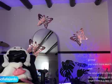 girl
        sweet_littleee cam image #3222116