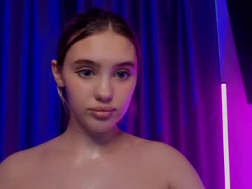 girl
        angella_kleee cam image #3337491