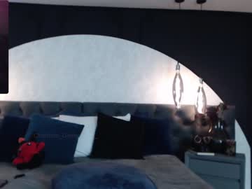 girl
        charlotte_germanotta_ cam image #2740821
