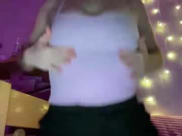 girl
        graceh0lt cam image #4442475