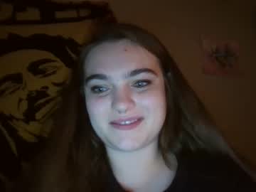 girl
        xlynn_ cam image #1585065