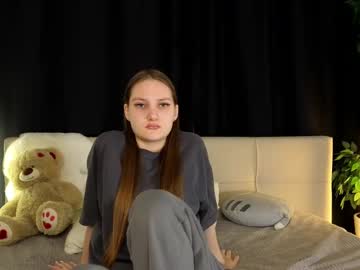 girl Webcam Girls Sex Thressome And Foursome with enchanting_ella