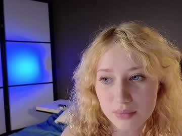 couple
        belinnycute cam image #3923598