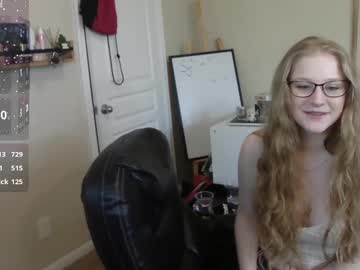 girl
        southerbunny cam image #3803450