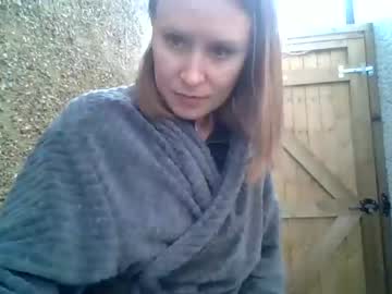 girl
        eatmypie69 cam image #1835987