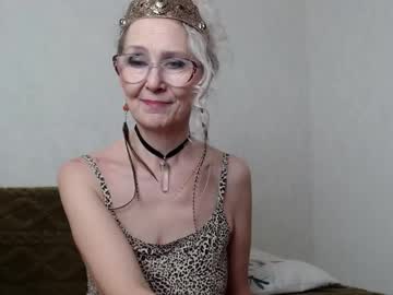 girl
        agatha_moore_ cam image #3932961