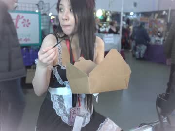 girl
        alizezaide cam image #545447