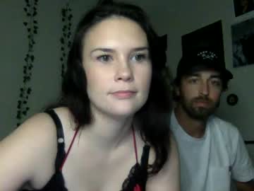couple
        zandg cam image #3393630