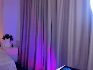 girl
        cherry_lea_ cam image #1999442