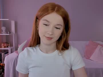girl
        leahsthetics cam image #4481209
