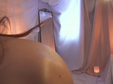 girl
        sunny_maria cam image #2379079