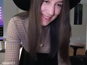 girl
        alexa_dream cam image #1841566