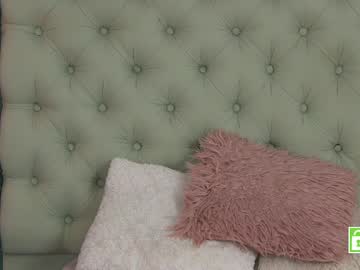 girl
        diamond_joey cam image #4322520