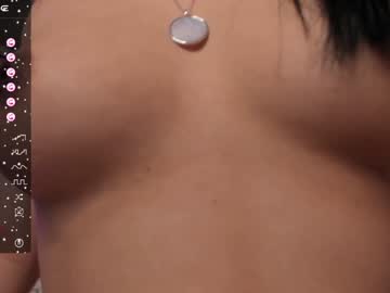girl
        hinatabroks cam image #3828411