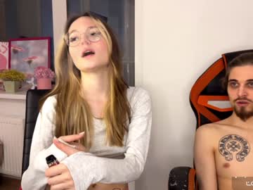 couple
        sexstar_l1fstyl3 cam image #2812861