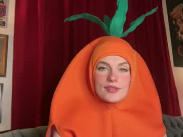 girl
        bigredcarrott cam image #1393572