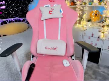 girl
        littleflufflepuff cam image #65054
