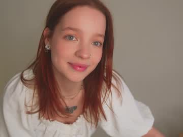 girl
        my_mia_ cam image #2753833