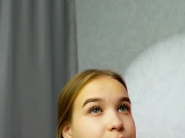 girl
        yeepshyy cam image #2847159