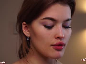 girl
        w0wgirls cam image #587428