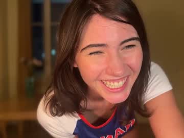 girl
        helensheaven cam image #4110793