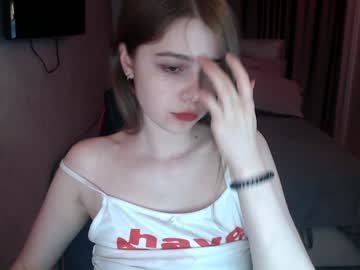 girl
        tripleprinces cam image #2913775