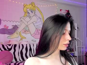 girl
        yumi_uwu cam image #462085