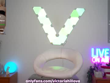girl
        victoriahillova cam image #1684345