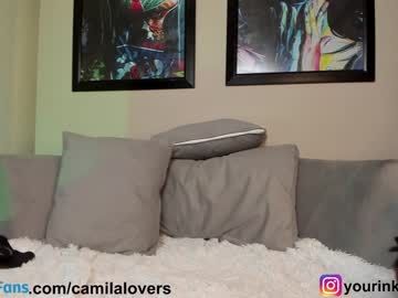 girl
        camilalovers01 cam image #1358969