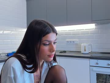 girl
        janecoxa cam image #1888889