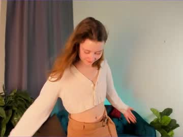girl
        sunnyviolet cam image #1072219