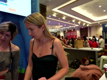 couple
        blondefoxsilverfox cam image #410828