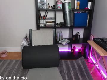 girl
        alexa_dream cam image #3523799