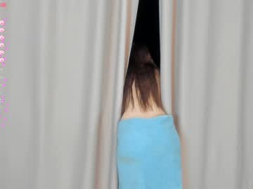 girl
        some_cutie cam image #1401673