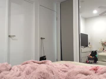 girl
        avabrooks cam image #4519354