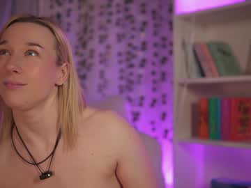 girl
        emily_fox_official cam image #3967691