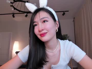 girl
        natsumiito cam image #1989338